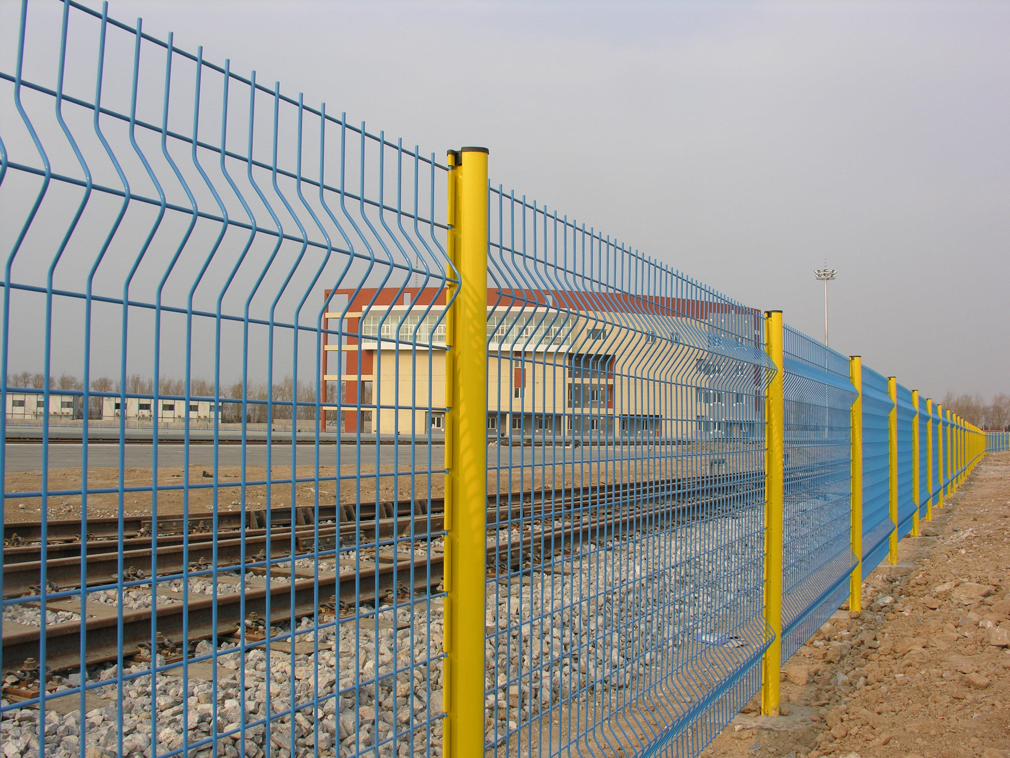 上海铁丝网围栏​
